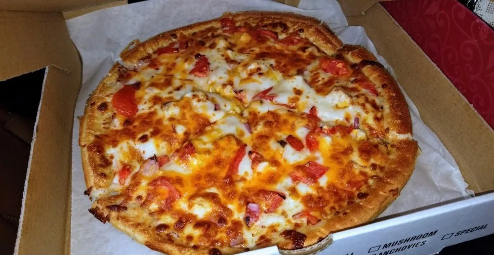 Carolina Chicken Pizza